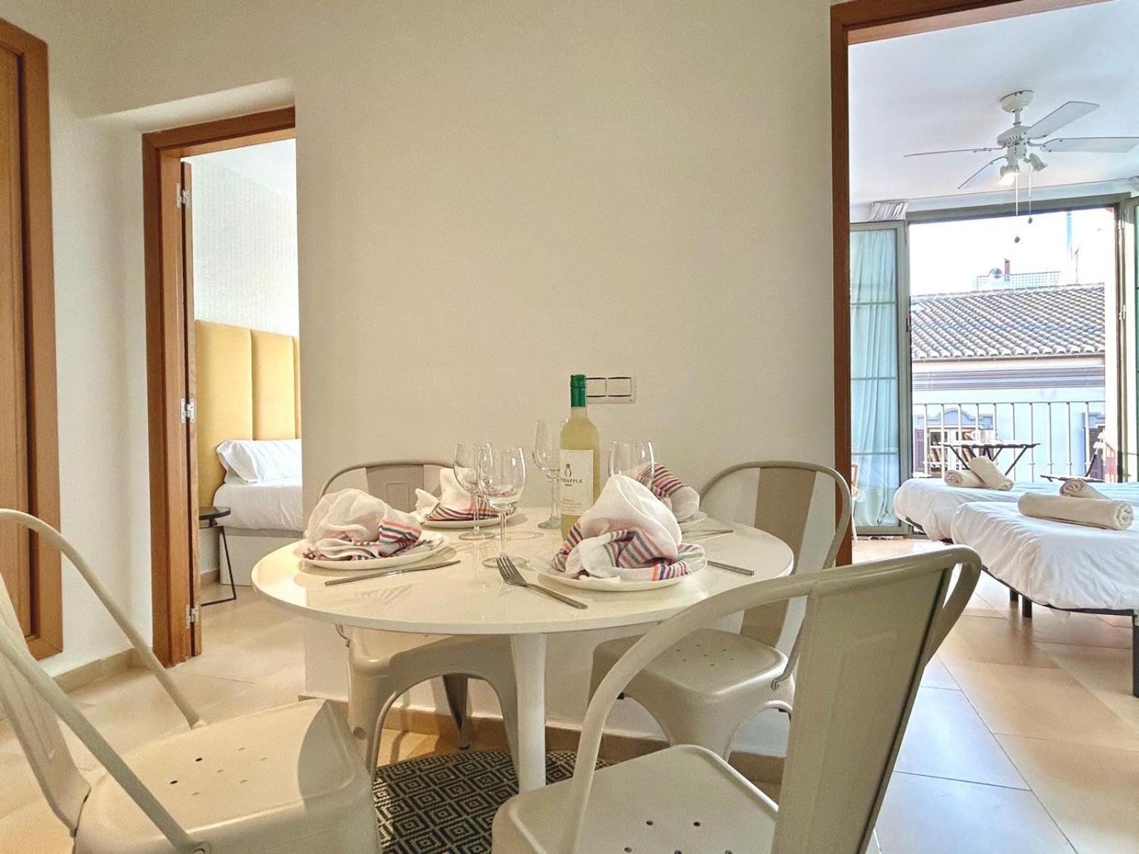 Puerta Antequera 4 Apartment Malaga